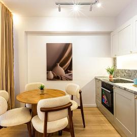 Dhermi's Icon Big 1BR Ap 14, hotel u gradu Dermi