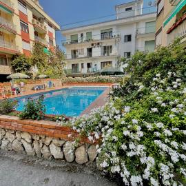 Sorrento Home Pool family BIG apartment in Sorrento center