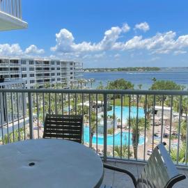 Destin West Sandpiper 606 - Amazing Views - Lazy River!, hotel in Fort Walton Beach