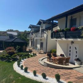 Vila Miana apartmani, hotel a Vrdnik