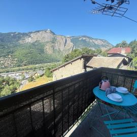 L' Altitude Billard Proche Stations Cols