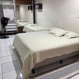 Kitnet com quarto amplo e cozinha Santarém- Pará, hotel en Santarém