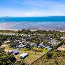 Ingenia Holidays Kinka Beach Yeppoon, hotel di Kinka
