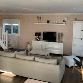 Holiday home on the recreational lake