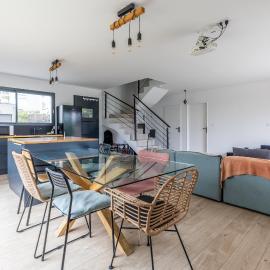Viesnīca La Beaumière #Piscine#Garage pilsētā Ceyrat