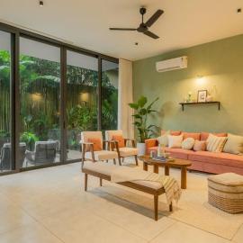 CASA VASU VILLA private Pool Jacuzzi Caretaker, hotell sihtkohas Pilerne