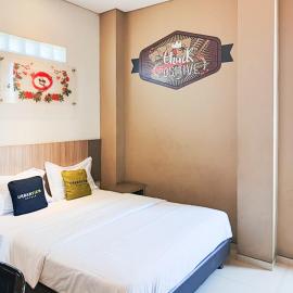 Urbanview Hotel Syariah Graha 8 Bubutan Surabaya