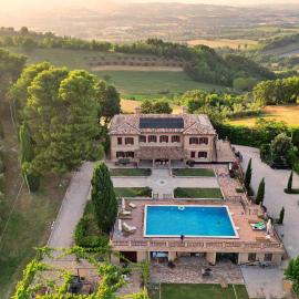 Villa Fonti, hotell i Orciano di Pesaro
