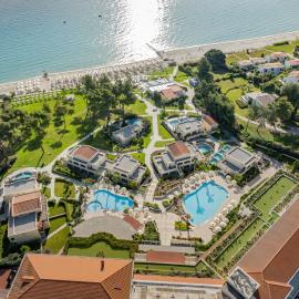 Aegean Melathron Thalasso Spa Hotel, hotelli kohteessa Kallithea Halkidikis