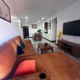 Three bedroom place with lake view
