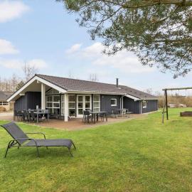 8848-Glesborg-Floden-4, hotel en Glesborg