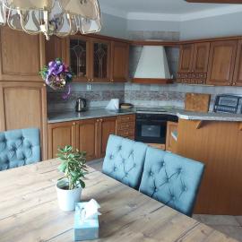 Apartmán Rainbow se zahradou, bazénem a parkováním