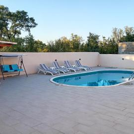 Lovely Home In Benkovac