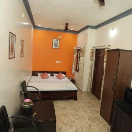 Atithi Home Stay- Studio Room