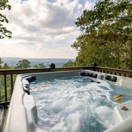 Paradise Found - Lookout Mt Edge, Hot Tub & Views