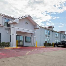 Studio 6 Fort Worth, TX - Meacham, hotel in Fort Worth