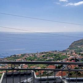 ARTIST HOUSE Rooms With View And Shared Kitchen, hotell sihtkohas Arco da Calheta