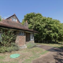 Raglan Lodge