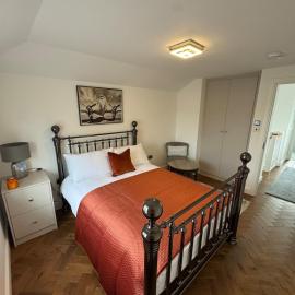 Siennas Modern 1 bedroom with ensuite Kidlington, hotel in Kidlington