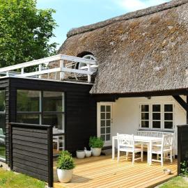 Tranquil Waterfront Cottage-By Traum