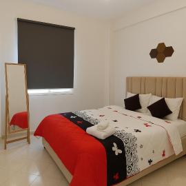 Magnificent Sunlit Ground-Floor Apartment Netflix,Wi-Fi ,Comfort, Style