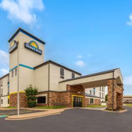 Days Inn by Wyndham Tulsa Central, ξενοδοχείο σε Τάλσα
