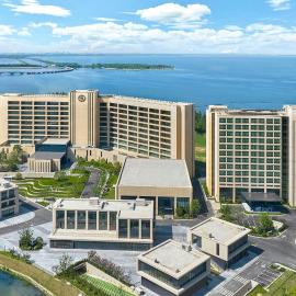 Sheraton Kunshan Dianshan Lake, хотел в Куншан