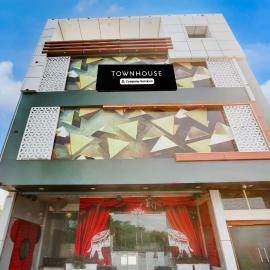 Townhouse Faridabad Railway Station Formerly Hotel Royals Paradaise, hotel in Faridabad