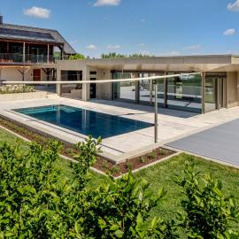 Poolhaus Appartements, hotelli kohteessa Ehrenhausen