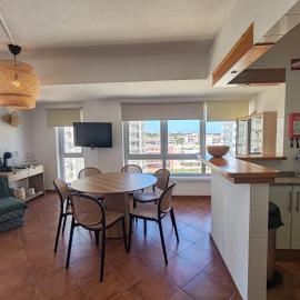 11A Rocha - Casas & Papeis, hotel in Armação de Pêra