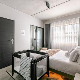 Cityescapes Family Resort Apt with Pool & Slide