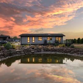 Finest Retreats - Cambridge Luxury Lodge, hotell sihtkohas Bourn