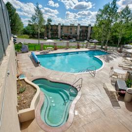 Storm Meadows Club C220, Steps from the Slopes, Fireplace, Club Amenities, hotel in Steamboat Springs