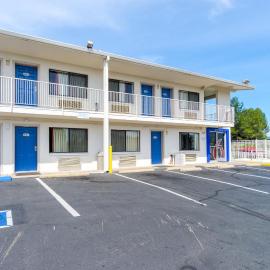 Motel 6-Redding, CA - Central, hotel en Redding