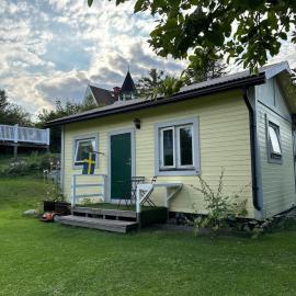 Small Seaside Cottage, hotelli kohteessa Saltsjöbaden