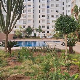 Appartement chaleureux avec piscine et vue imprenable sur Agadir