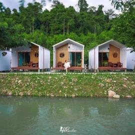 ชิลล์ แคมป์ ชะอม, hotel a Ban Bung Mai