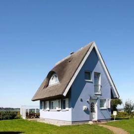 Ferienhaus am Boddenufer mit freiem Boddenblick