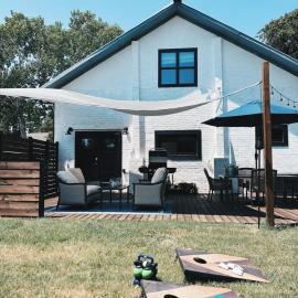 Hidden Meadow - rustic hideaway, hotell i Aubrey