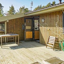 6 person holiday home in Nexø, hotel in Vester Sømarken