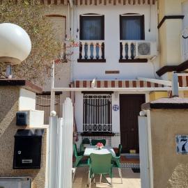 Bungalow Pitxintxo Gran Playa, хотел в Санта Пола