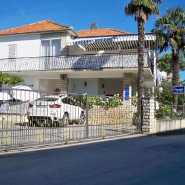Apartment Vlado, Hotel in Sukošan
