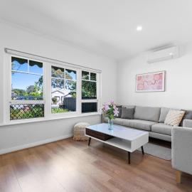 COZY 3BR home near Adelaide CBD، فندق في Keswick