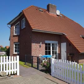 네스메어질에 위치한 호텔 Ferienhaus in Neßmersiel for 4 Personen