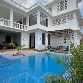 Amara Nakupenda Villa JJ: Nungwi şehrinde bir otel