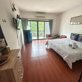 littlehousekhaoyai ลิตเติ้ลเฮาส์เขาใหญ่, hotel a Ban Bung Toei