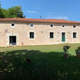 La Métairie Maison de Charme, hotel u gradu 'Saint-Adjutory'