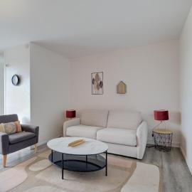 Le Florey / Hôpital Trousseau, hotel in Chambray-lès-Tours