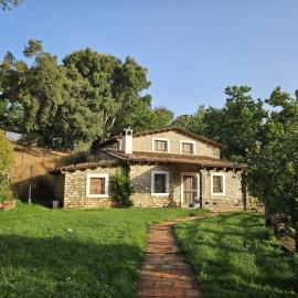 Las Mariquitas, Hotel in Fuenteheridos