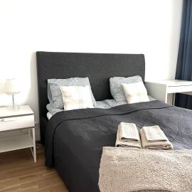 New Cozy 2BR near Airport